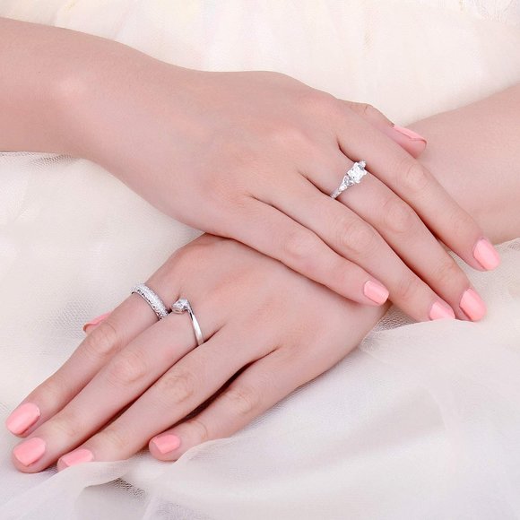 Vintage Celtic Knot Princess Cut Engagement Ring - Picture 5 of 5